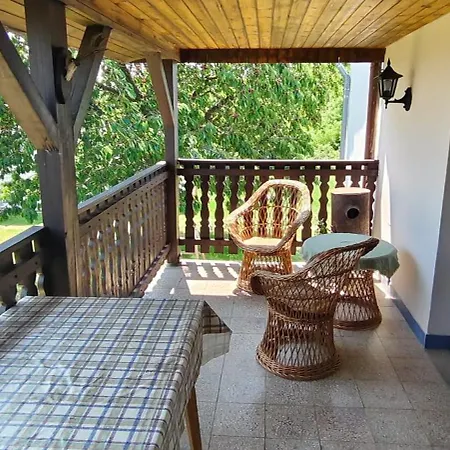 Semesterbostad Romantisches Ferienhaeuschen In Den Weinbergen Von Mit Schoener Aussicht *